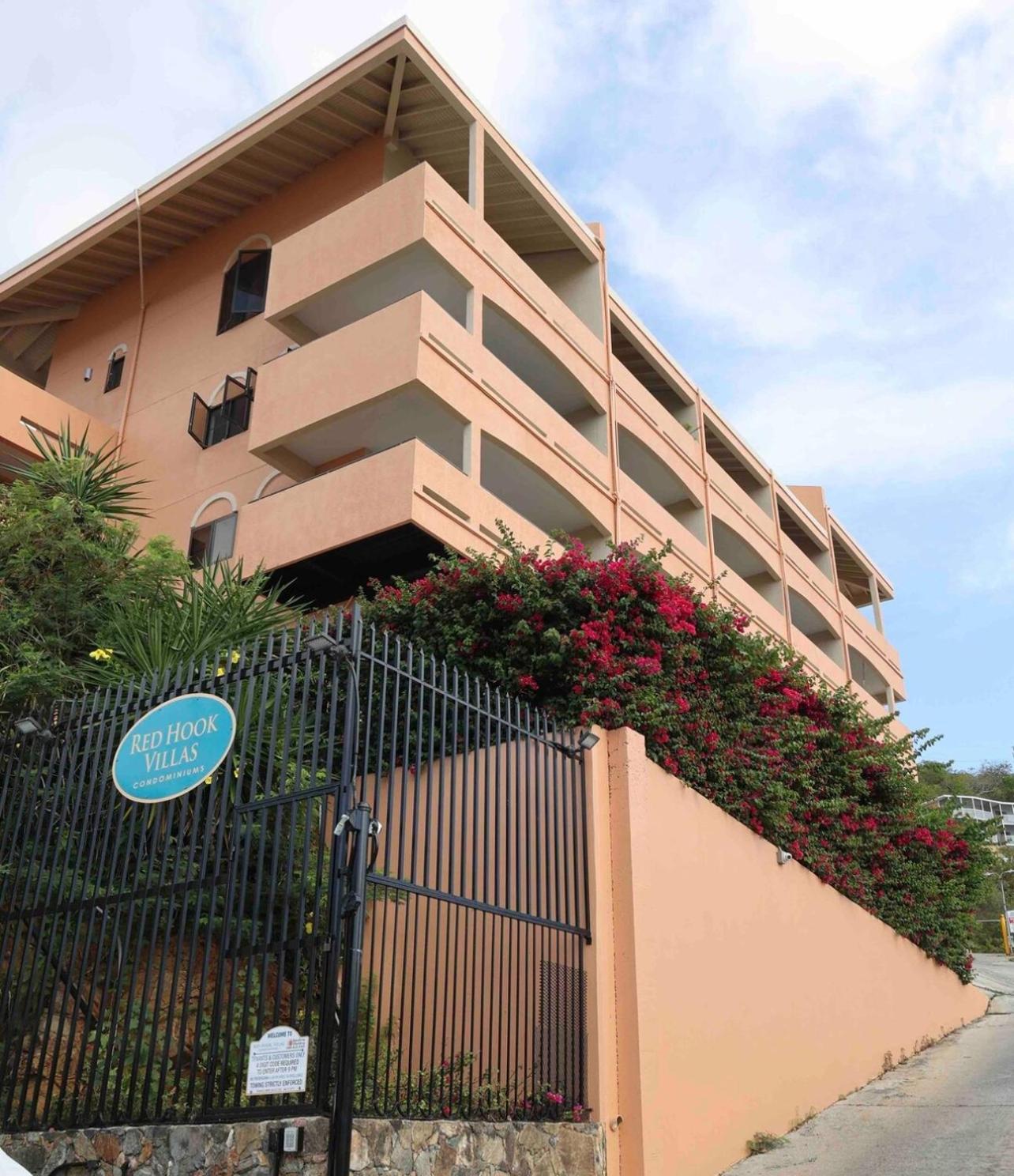Couples Getaway 1Bed 1Bath Condo In Red Hook Nazareth Εξωτερικό φωτογραφία